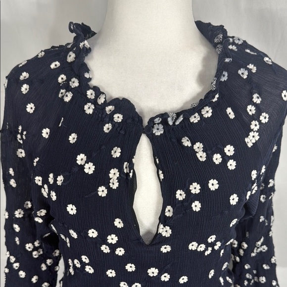 Rebecca Taylor Alessandra Embroidered Ruffle Navy Top Size M - Picture 3 of 11